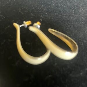 Elegant Gold/Cream Spiral Earrings